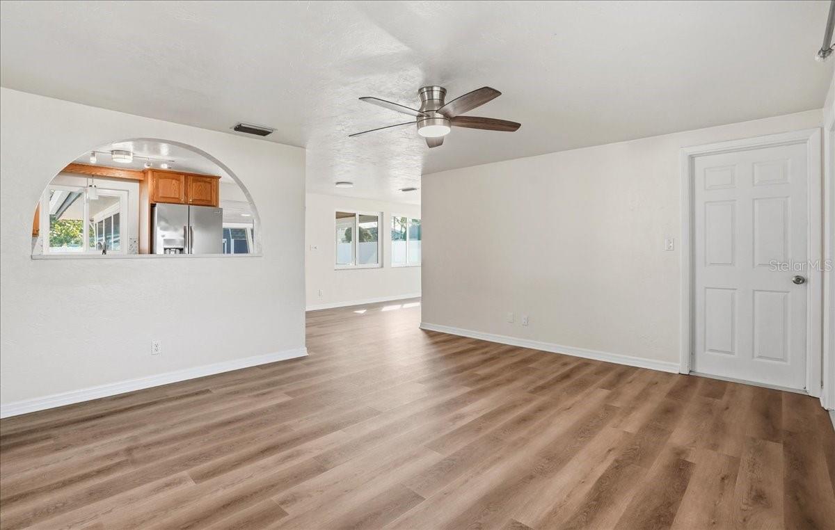 Image 6 of 25 For 10416 Orange Blossom Lane