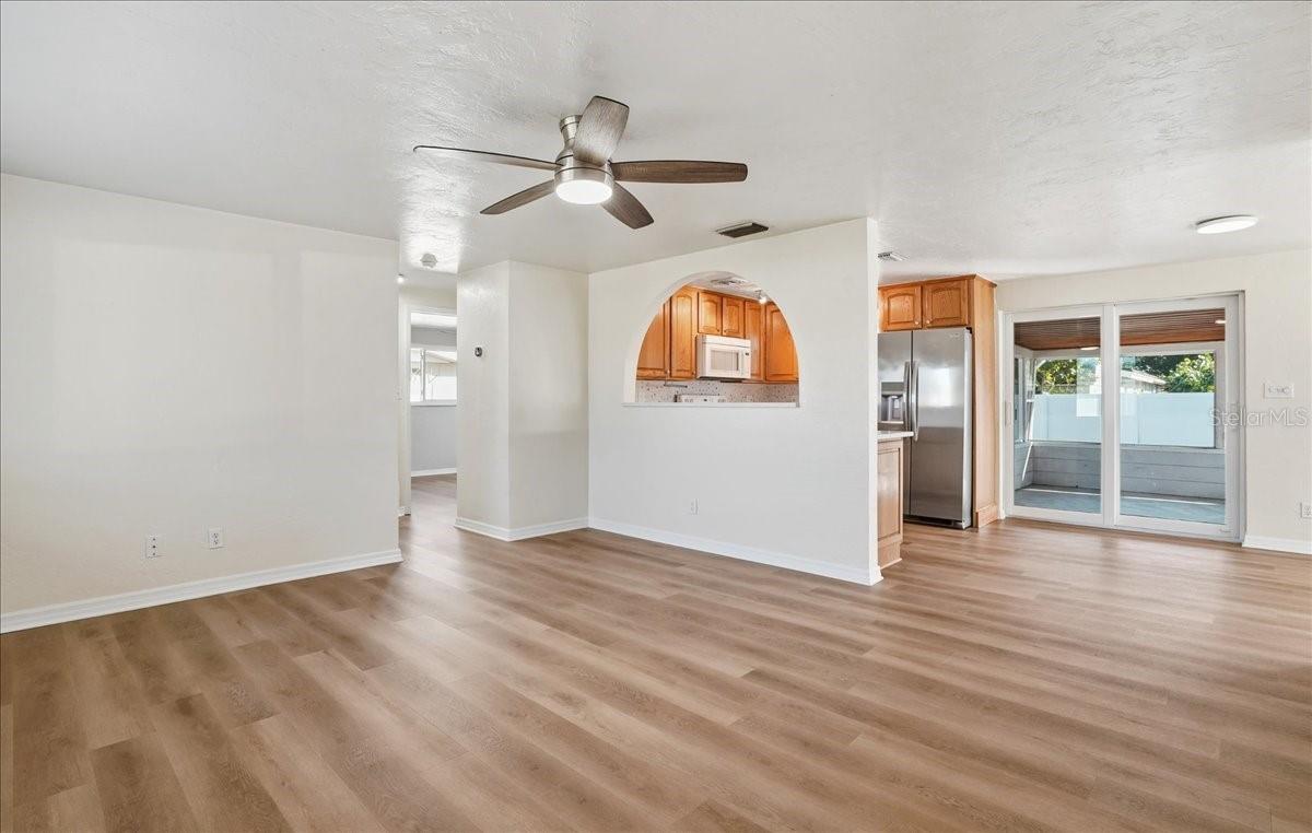 Image 7 of 25 For 10416 Orange Blossom Lane