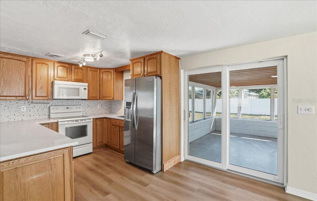 Image 8 of 25 For 10416 Orange Blossom Lane