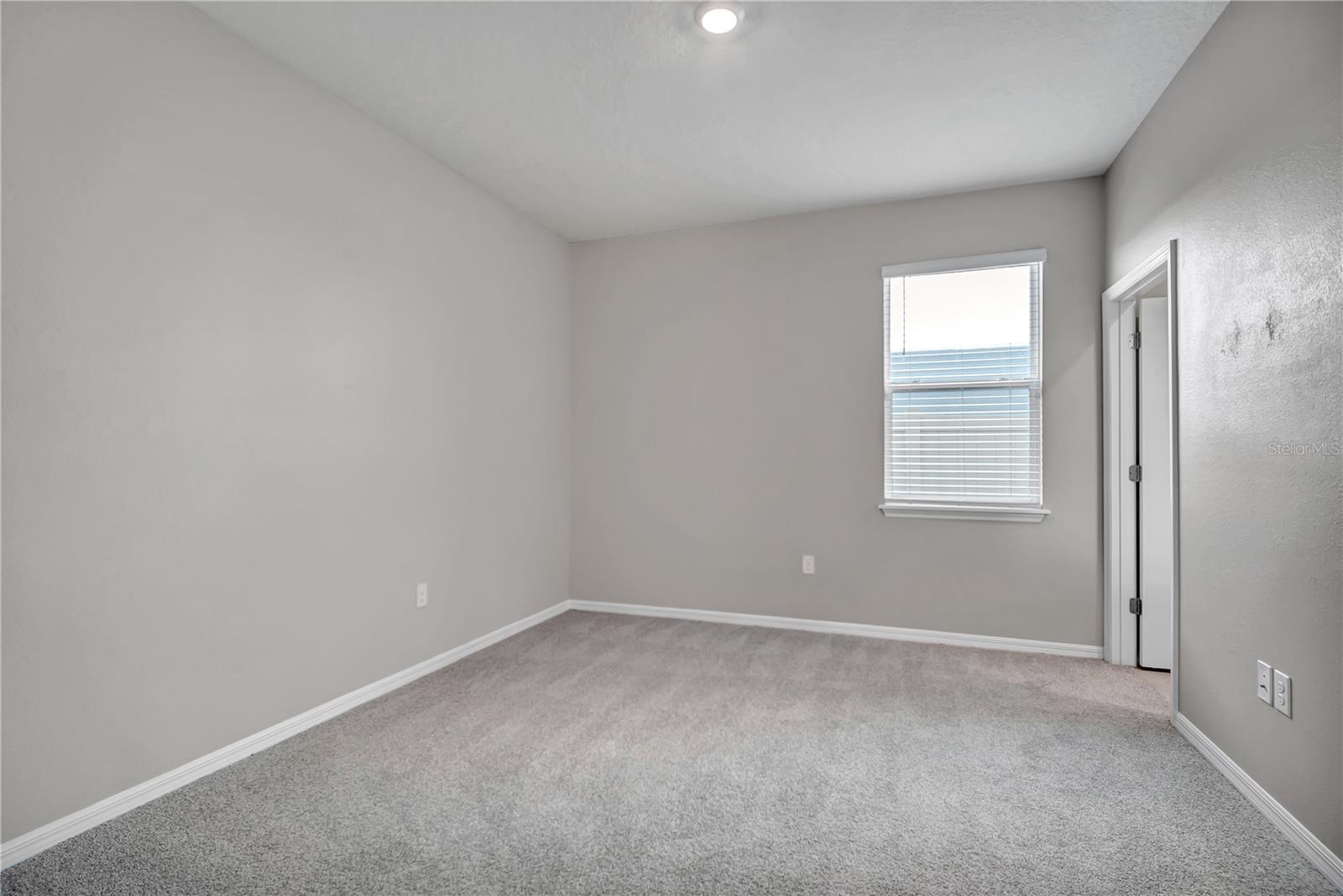 Image 16 of 53 For 32975 Sand Creek Drive