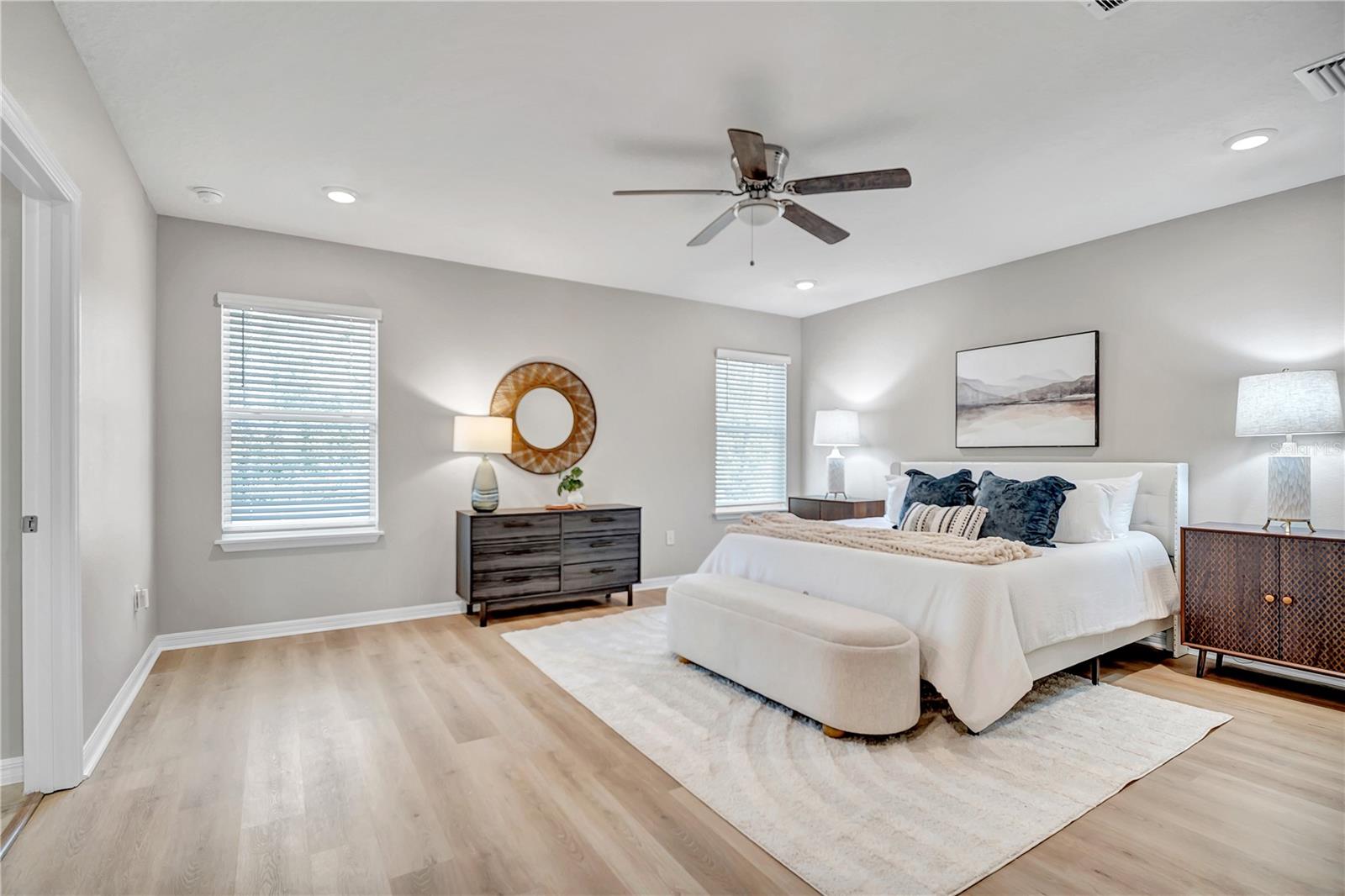 Image 17 of 53 For 32975 Sand Creek Drive