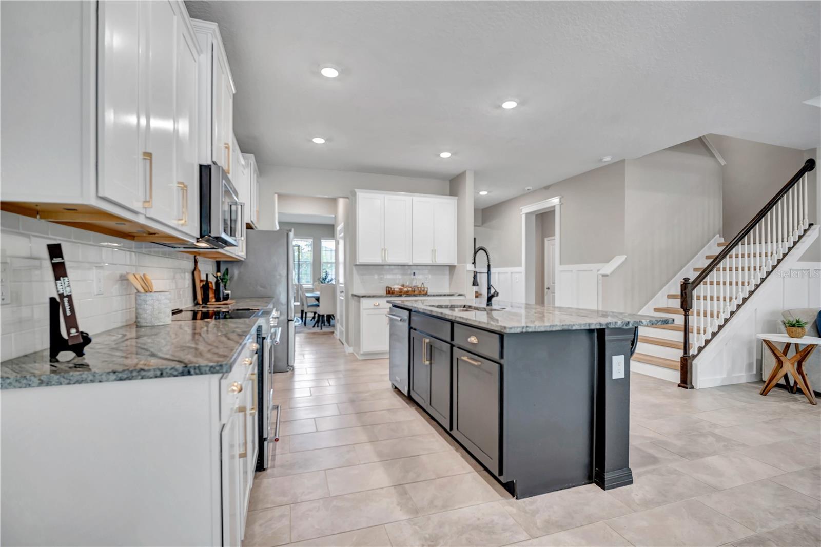 Image 8 of 53 For 32975 Sand Creek Drive