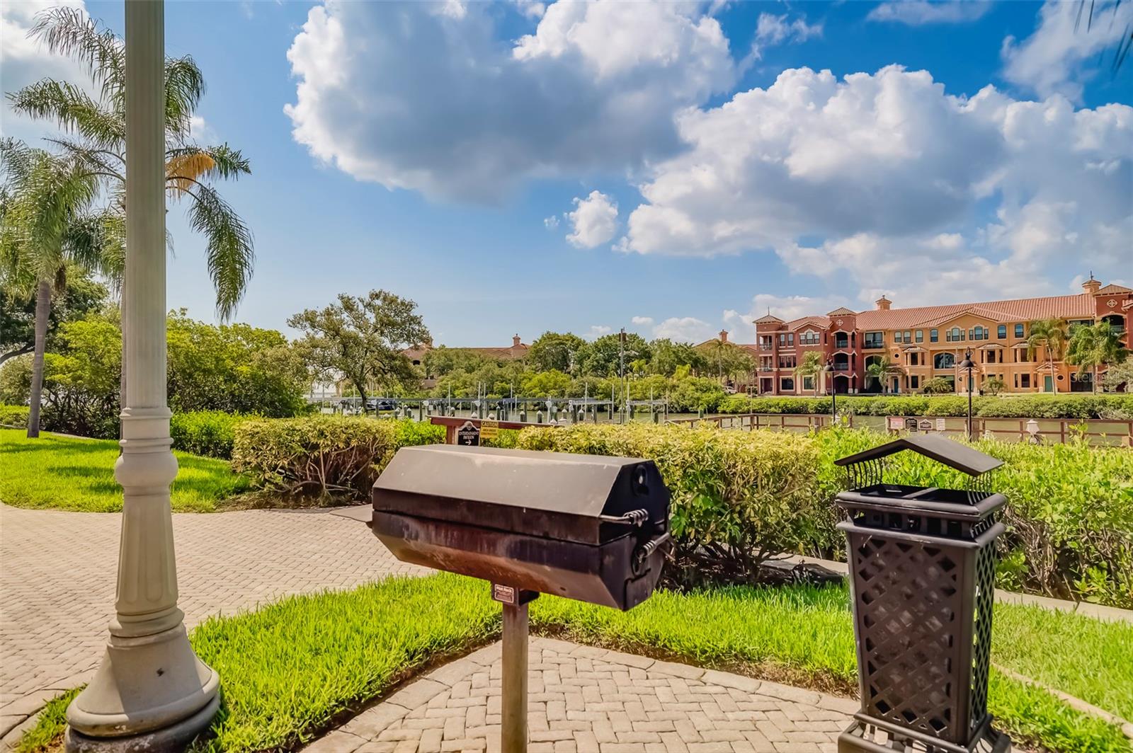 Image 48 of 65 For 2741 Via Cipriani  930a