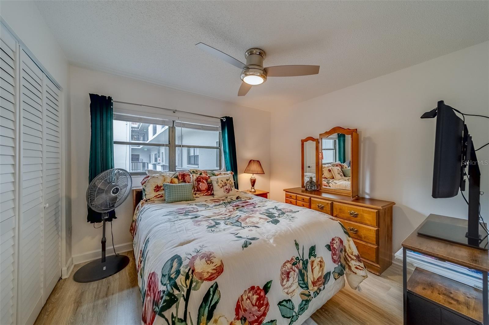 Image 24 of 40 For 2650 Countryside Boulevard F209