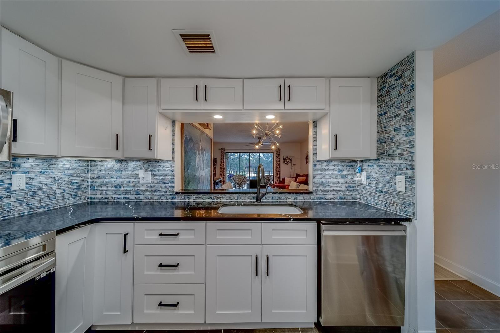 Image 4 of 40 For 2650 Countryside Boulevard F209