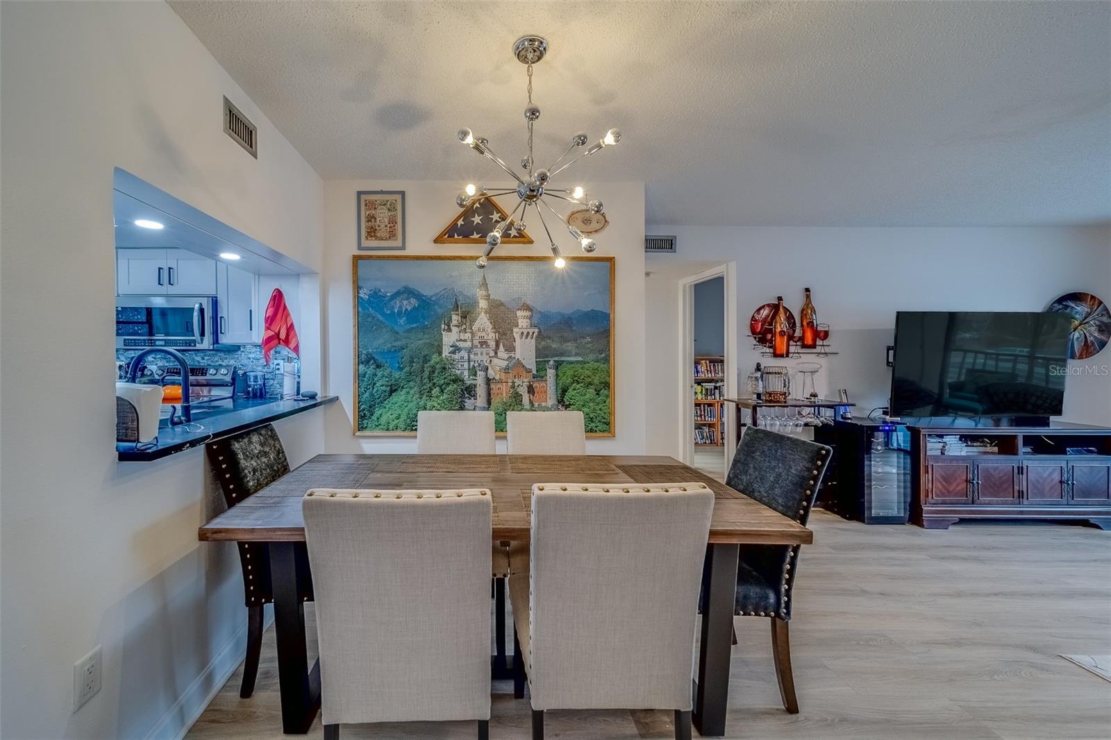 Image 7 of 40 For 2650 Countryside Boulevard F209