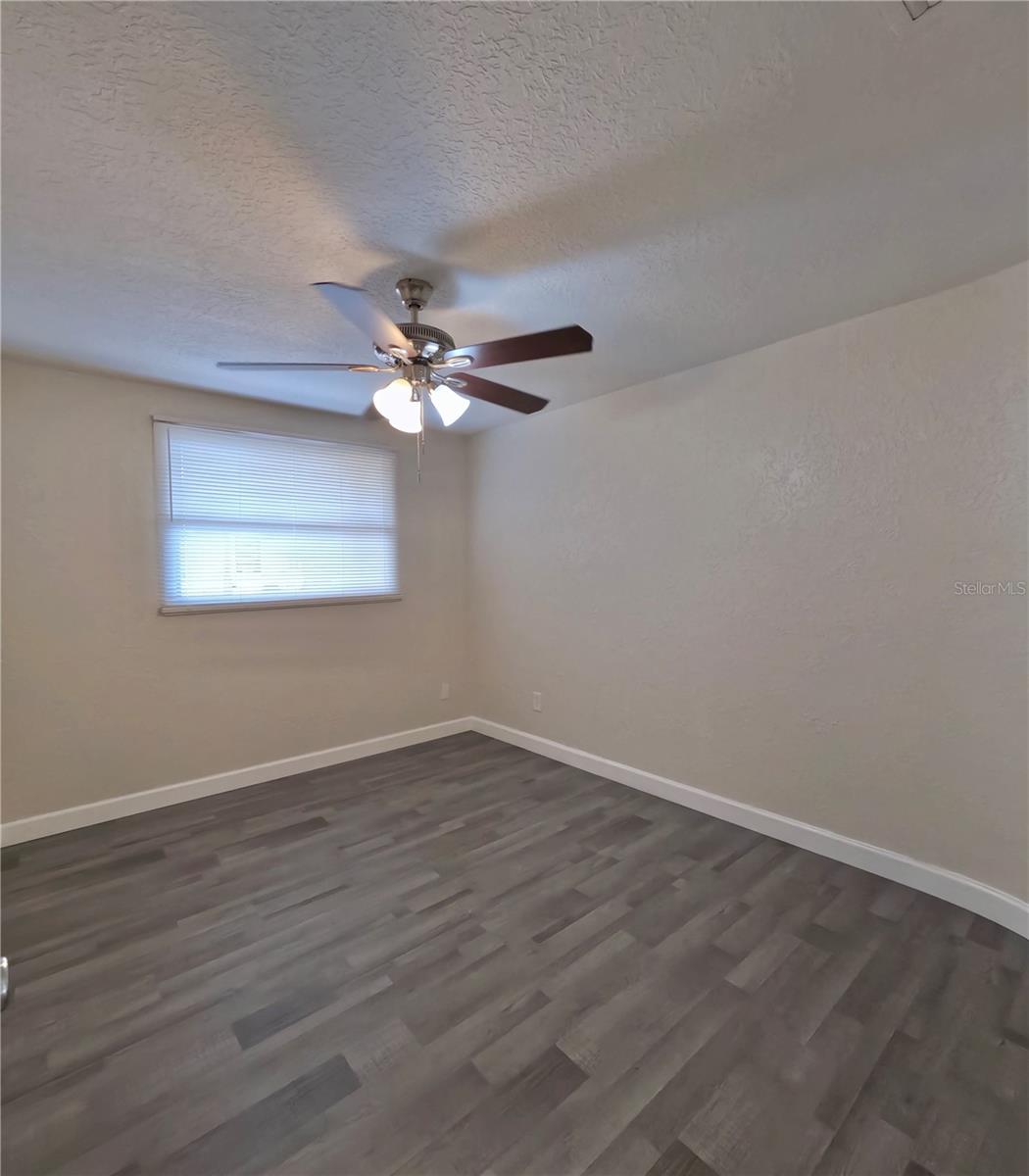 Image 18 of 31 For 3618 Shadowlawn Avenue