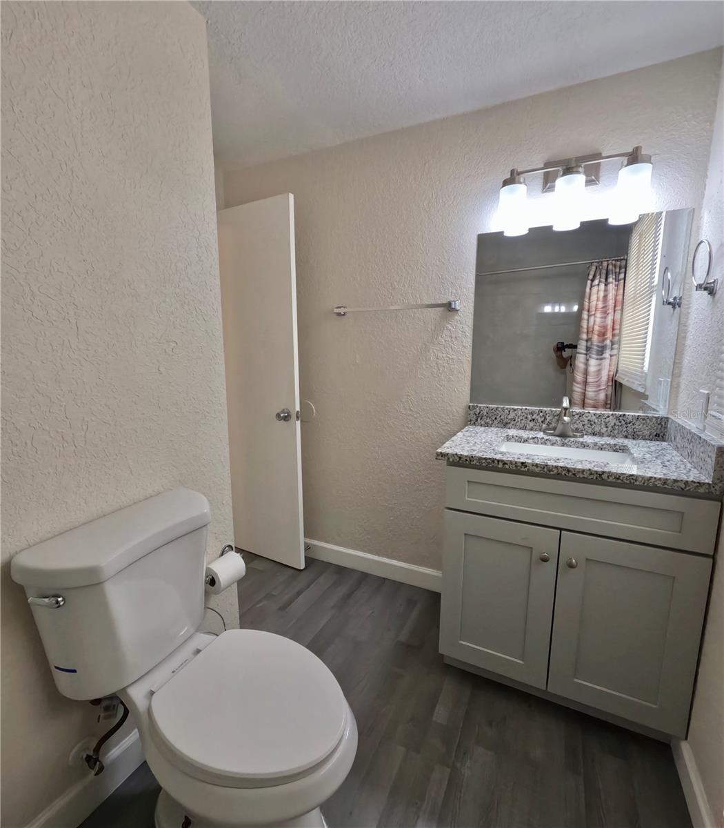 Image 22 of 31 For 3618 Shadowlawn Avenue