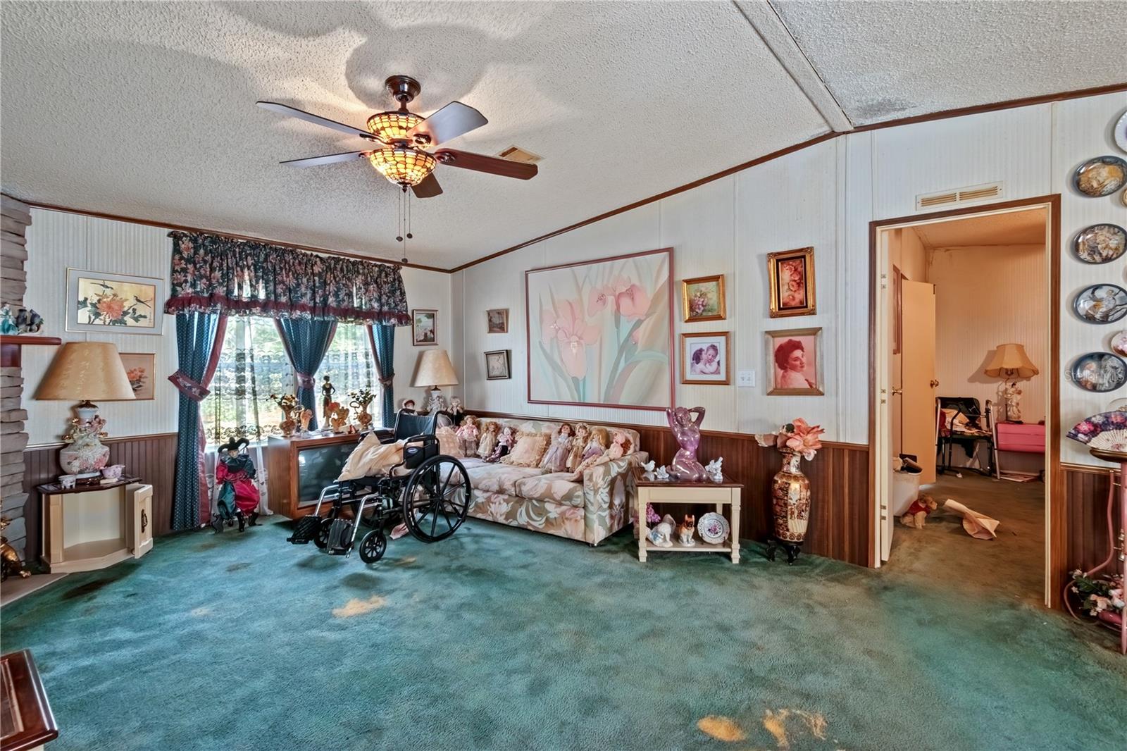 Image 23 of 41 For 16945 46th Street