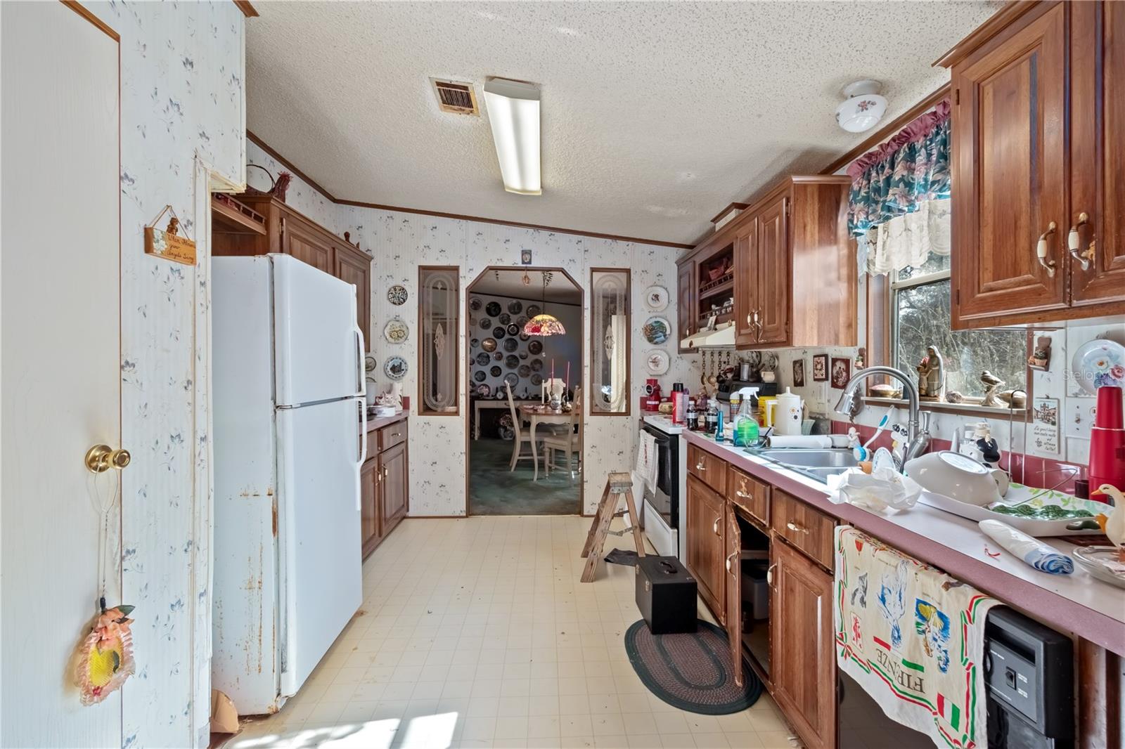 Image 34 of 41 For 16945 46th Street