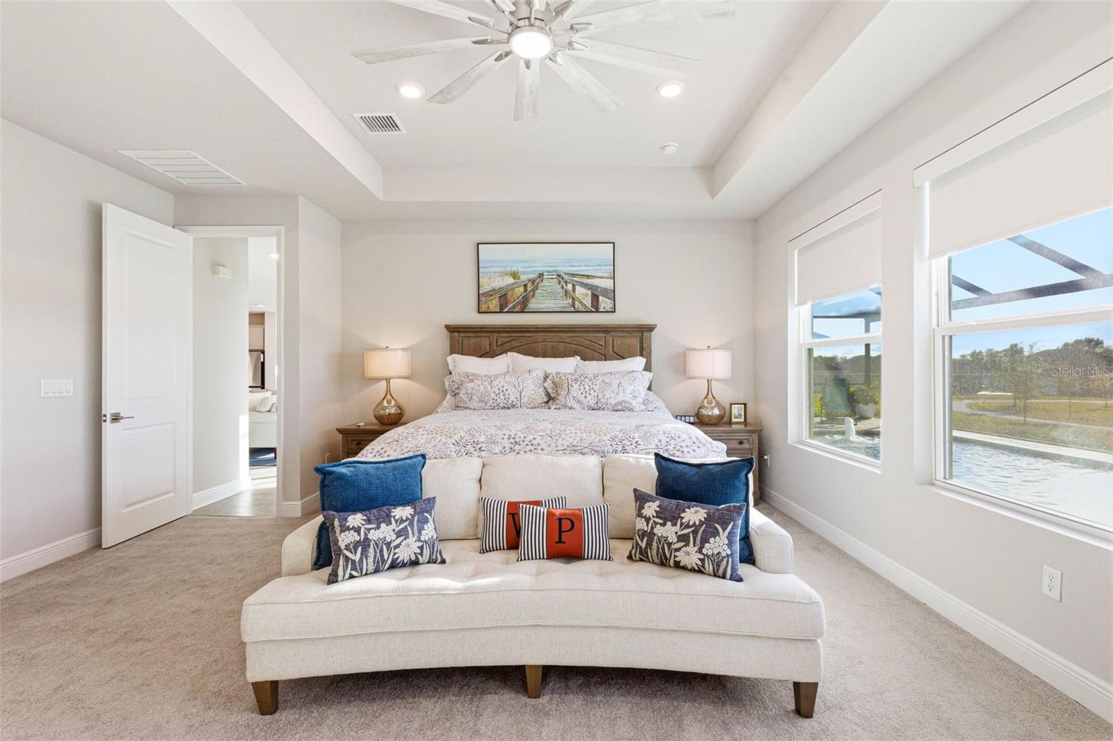 Image 39 of 77 For 12889 Oak Street