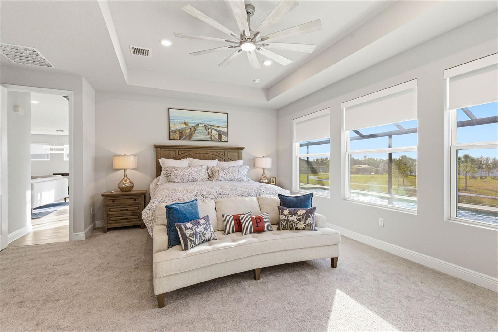 Image 40 of 77 For 12889 Oak Street