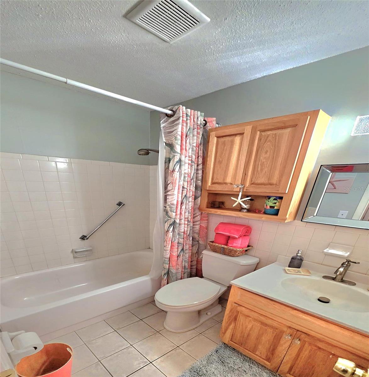 Image 11 of 13 For 9907 Dahlia Street N