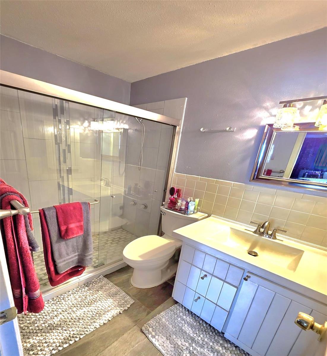 Image 13 of 13 For 9907 Dahlia Street N