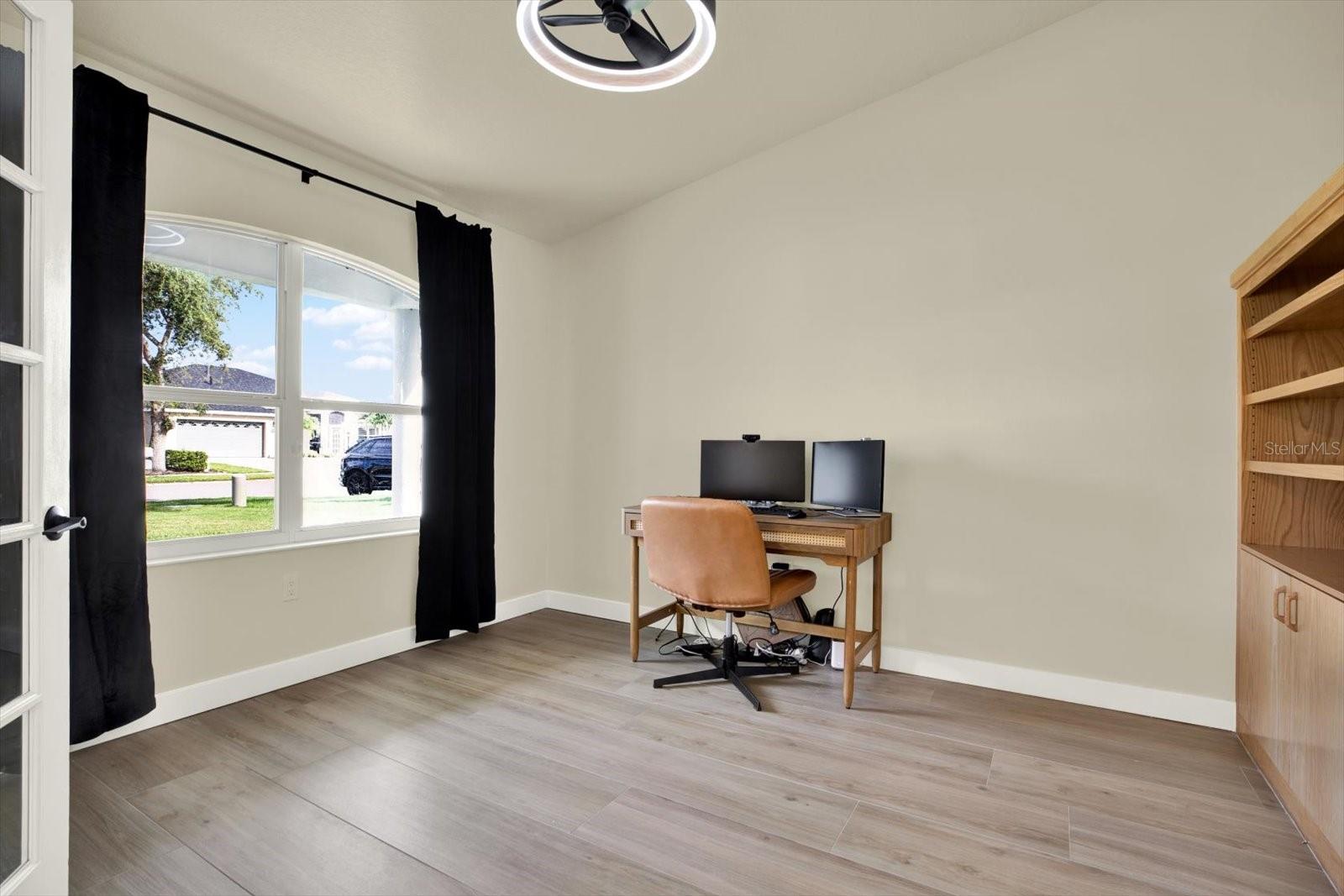 Image 20 of 27 For 531 Hunter Lane