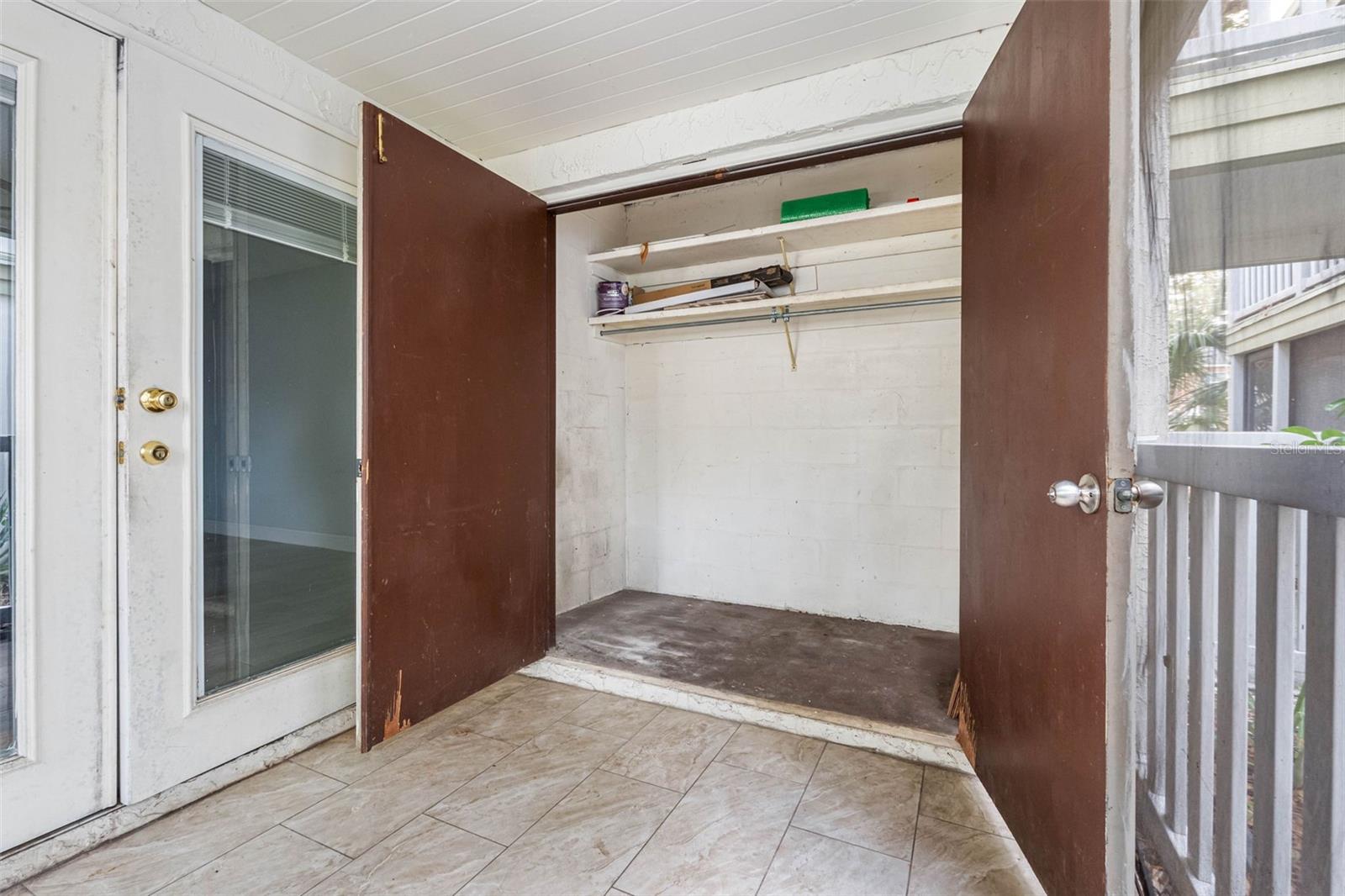 Image 27 of 39 For 4611 North B Street 129