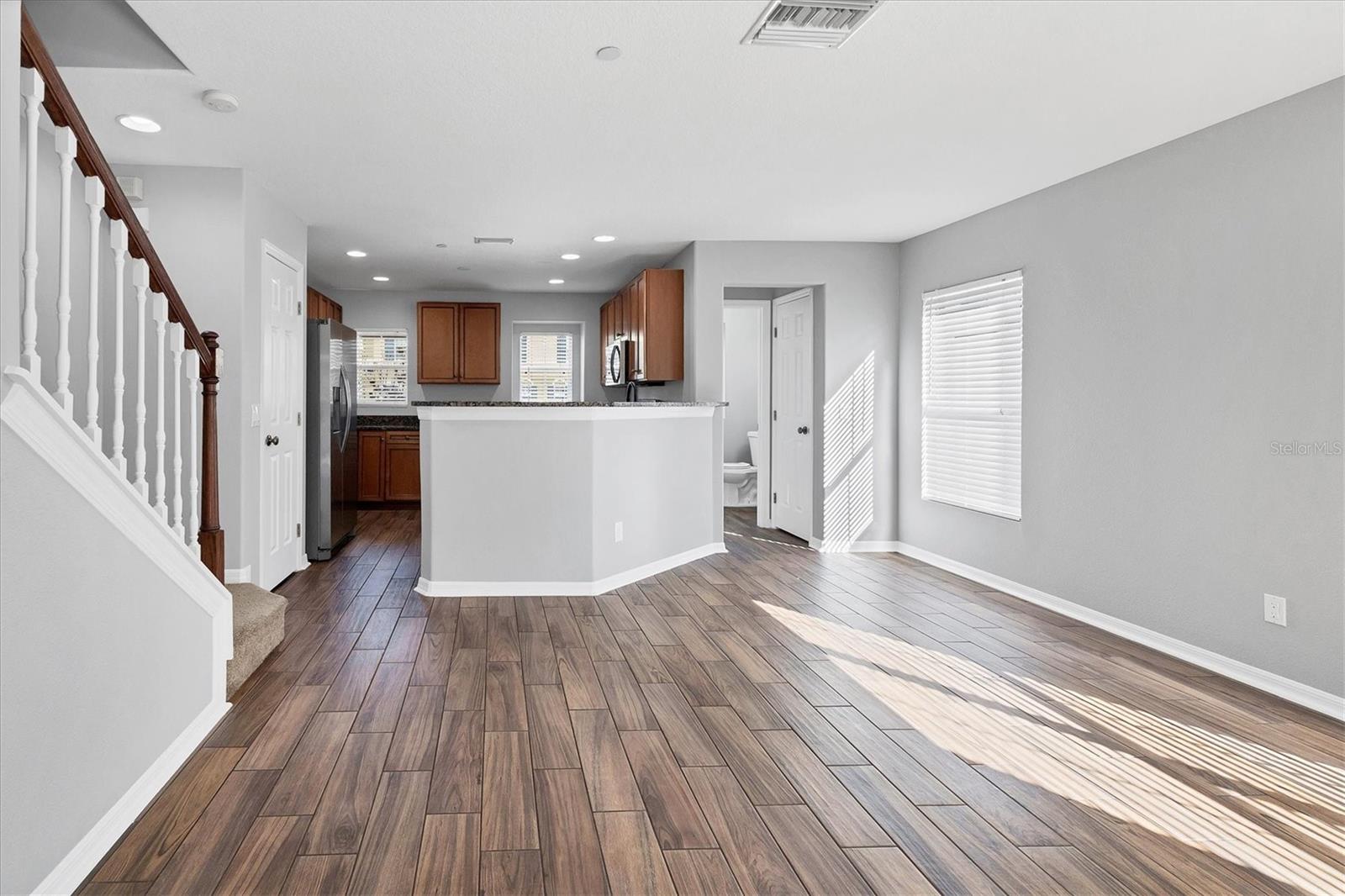 Image 10 of 39 For 8848 White Sage Loop