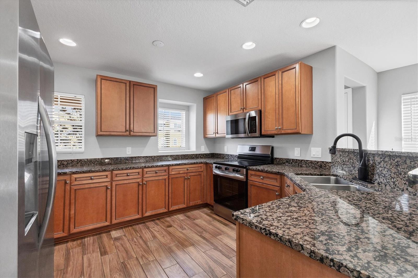 Image 13 of 39 For 8848 White Sage Loop