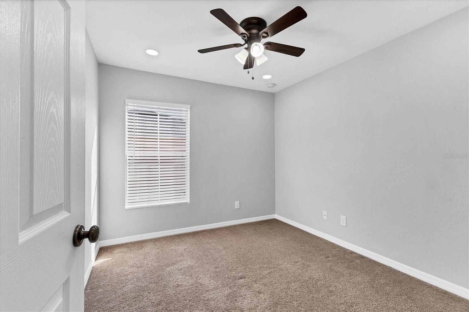 Image 21 of 39 For 8848 White Sage Loop