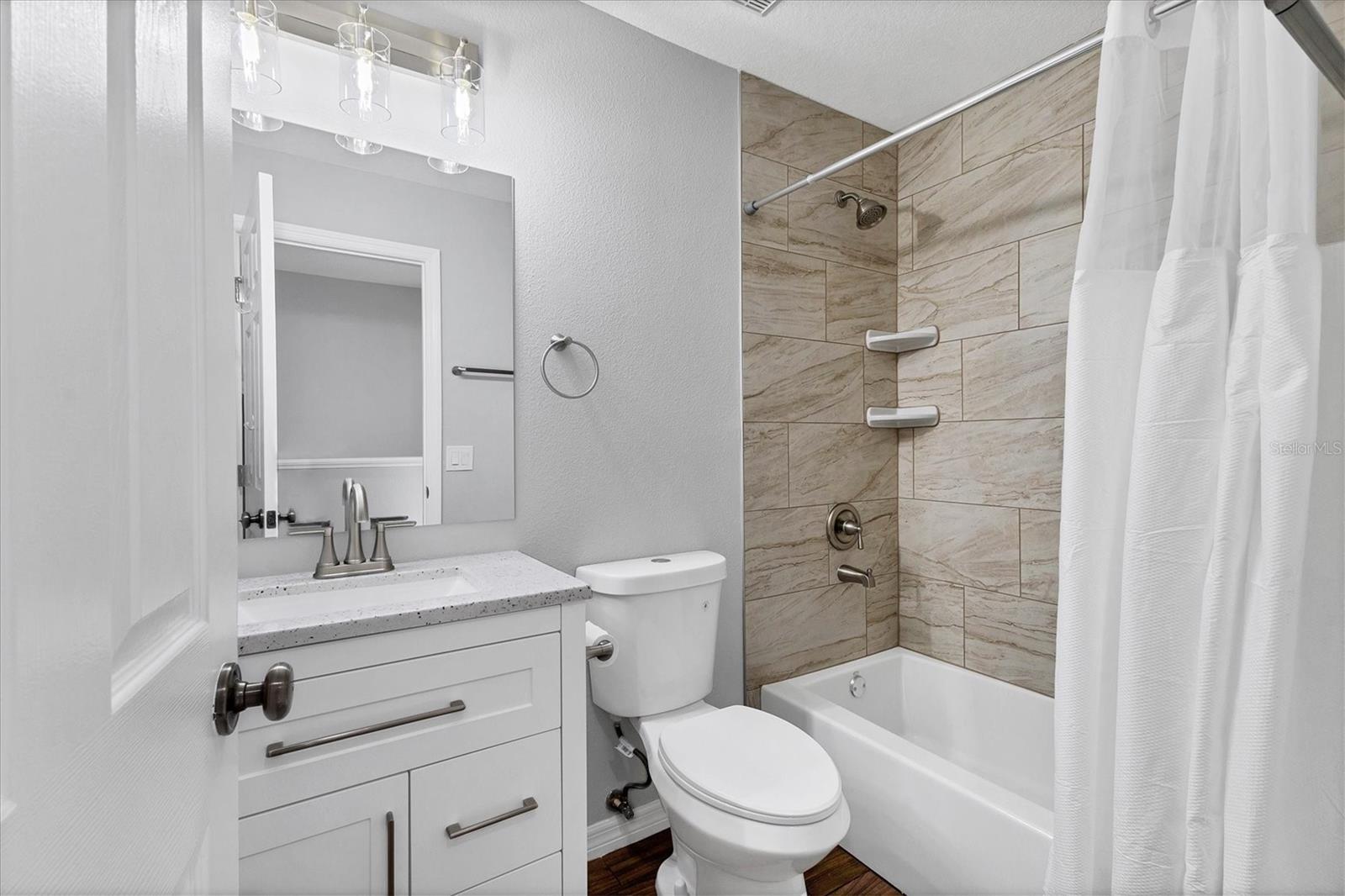 Image 24 of 39 For 8848 White Sage Loop