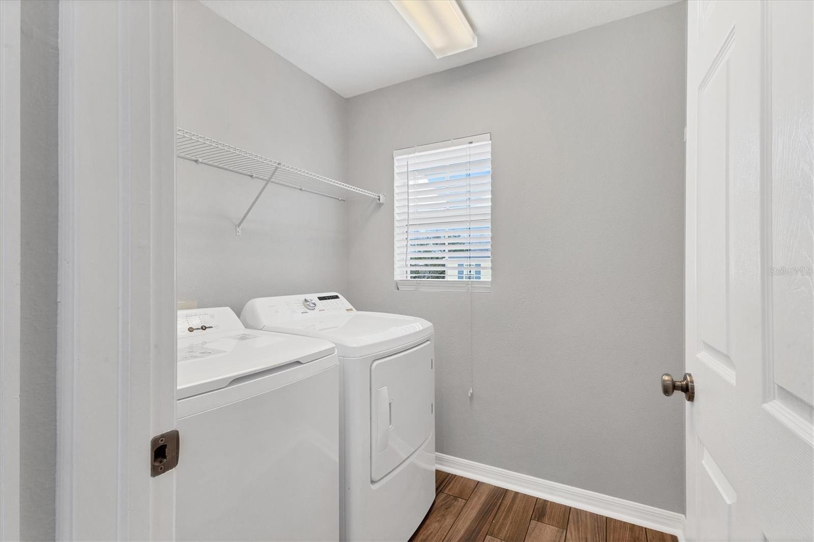 Image 25 of 39 For 8848 White Sage Loop