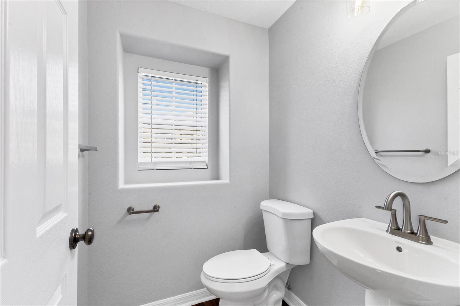 Image 26 of 39 For 8848 White Sage Loop