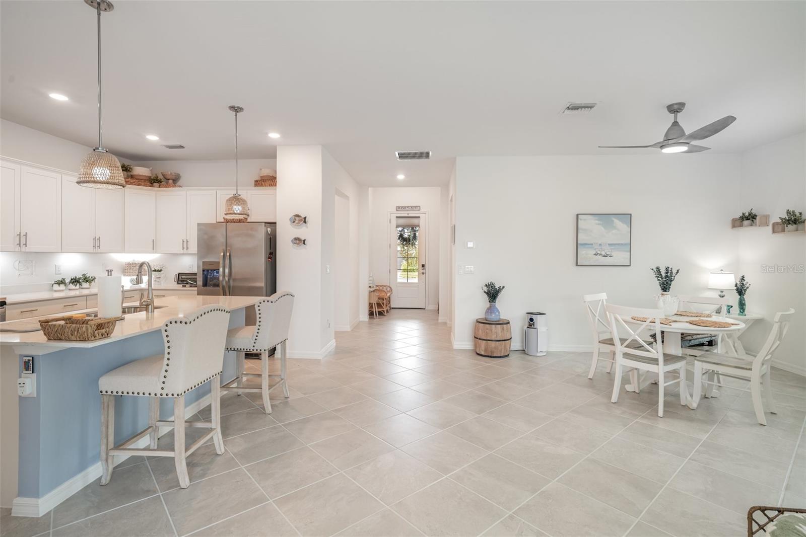 Image 11 of 30 For 11360 Burgundy Drive