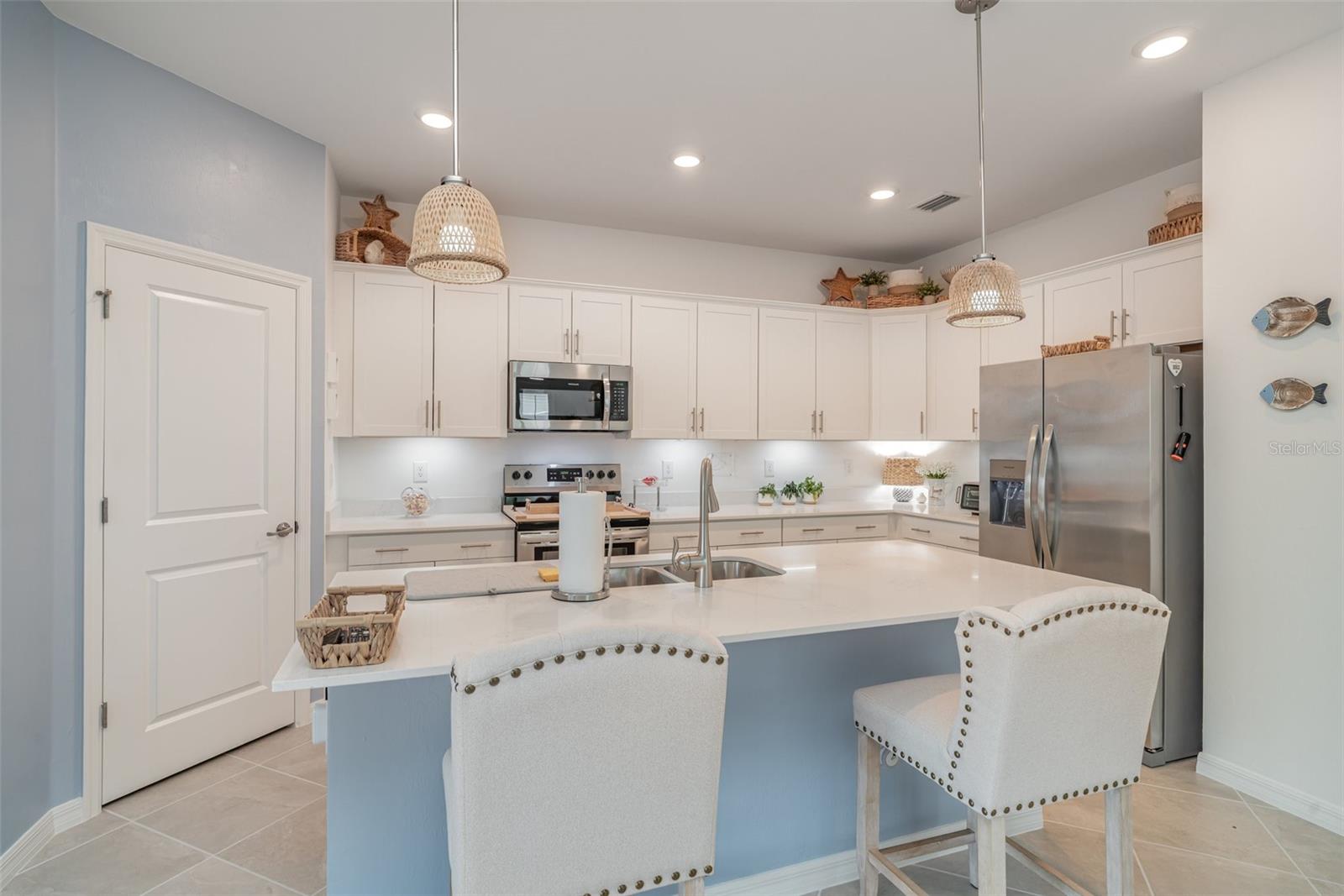 Image 13 of 30 For 11360 Burgundy Drive