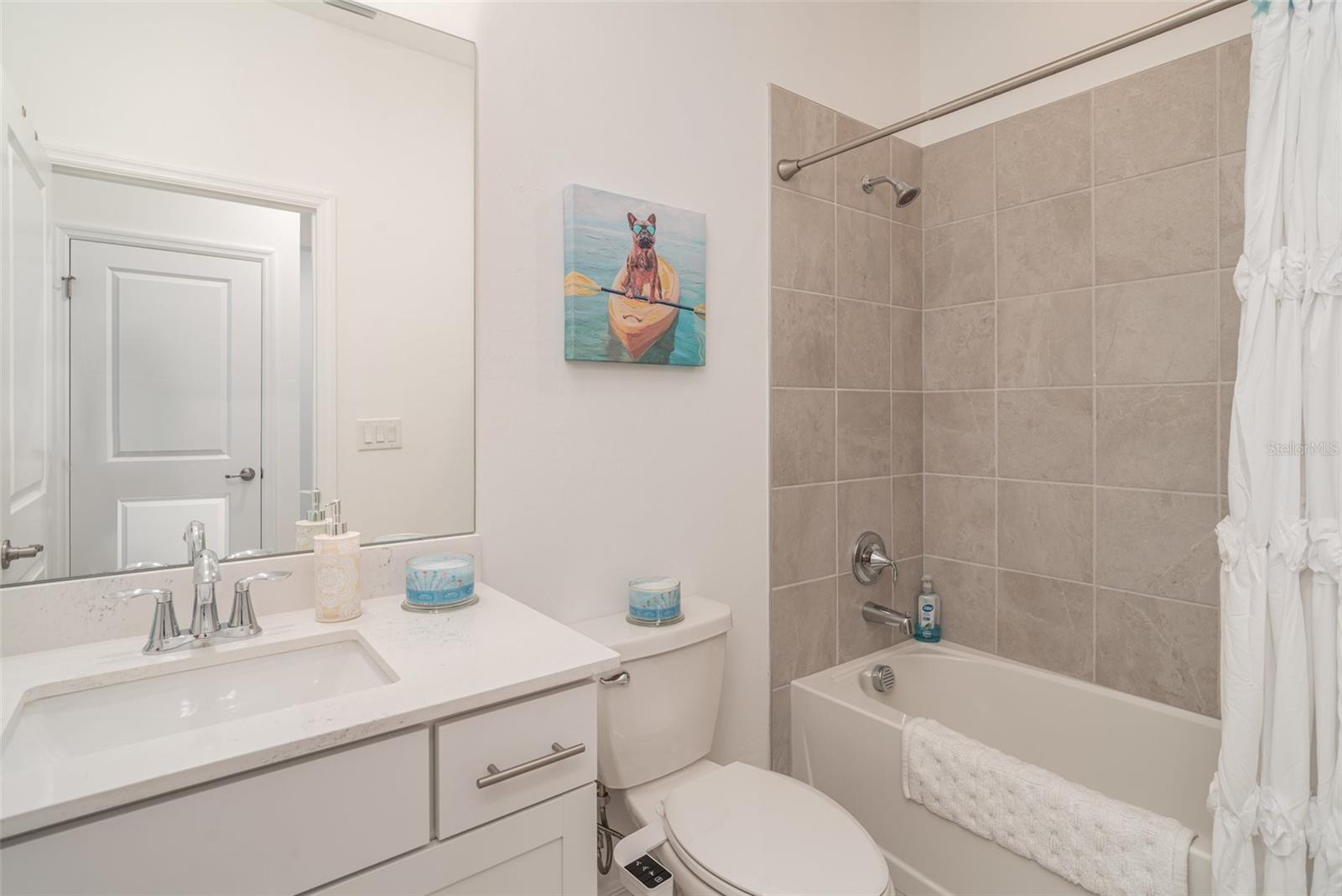 Image 16 of 30 For 11360 Burgundy Drive