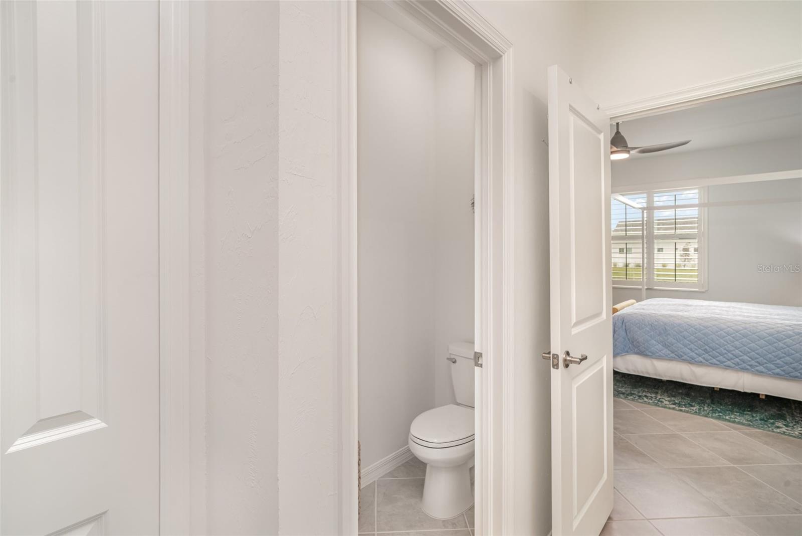 Image 20 of 30 For 11360 Burgundy Drive