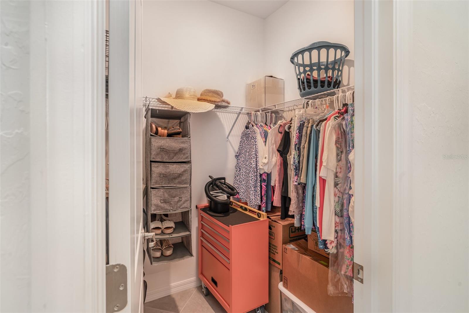 Image 21 of 30 For 11360 Burgundy Drive