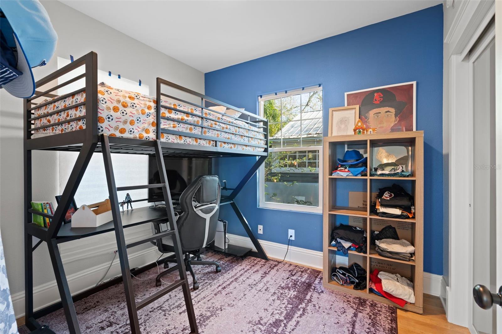 Image 15 of 43 For 840 25th Avenue N