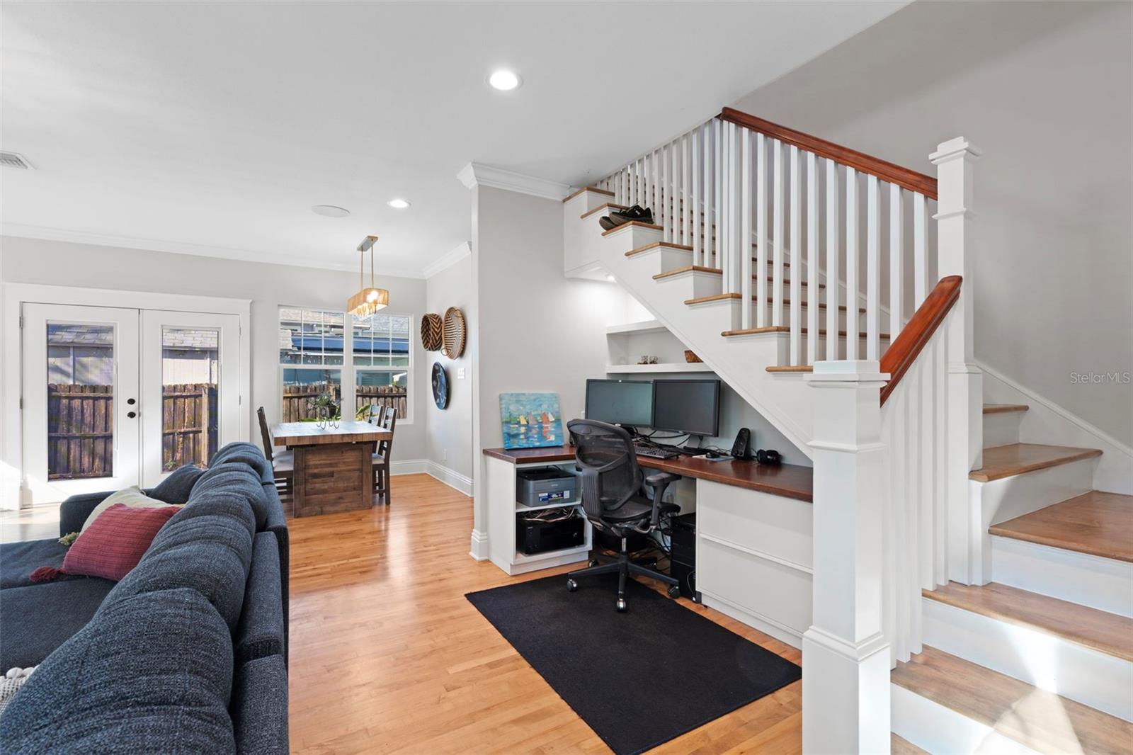 Image 20 of 43 For 840 25th Avenue N