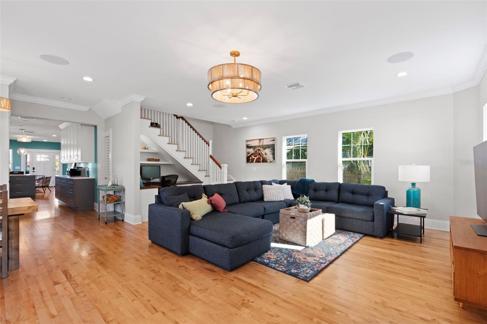 Image 23 of 43 For 840 25th Avenue N