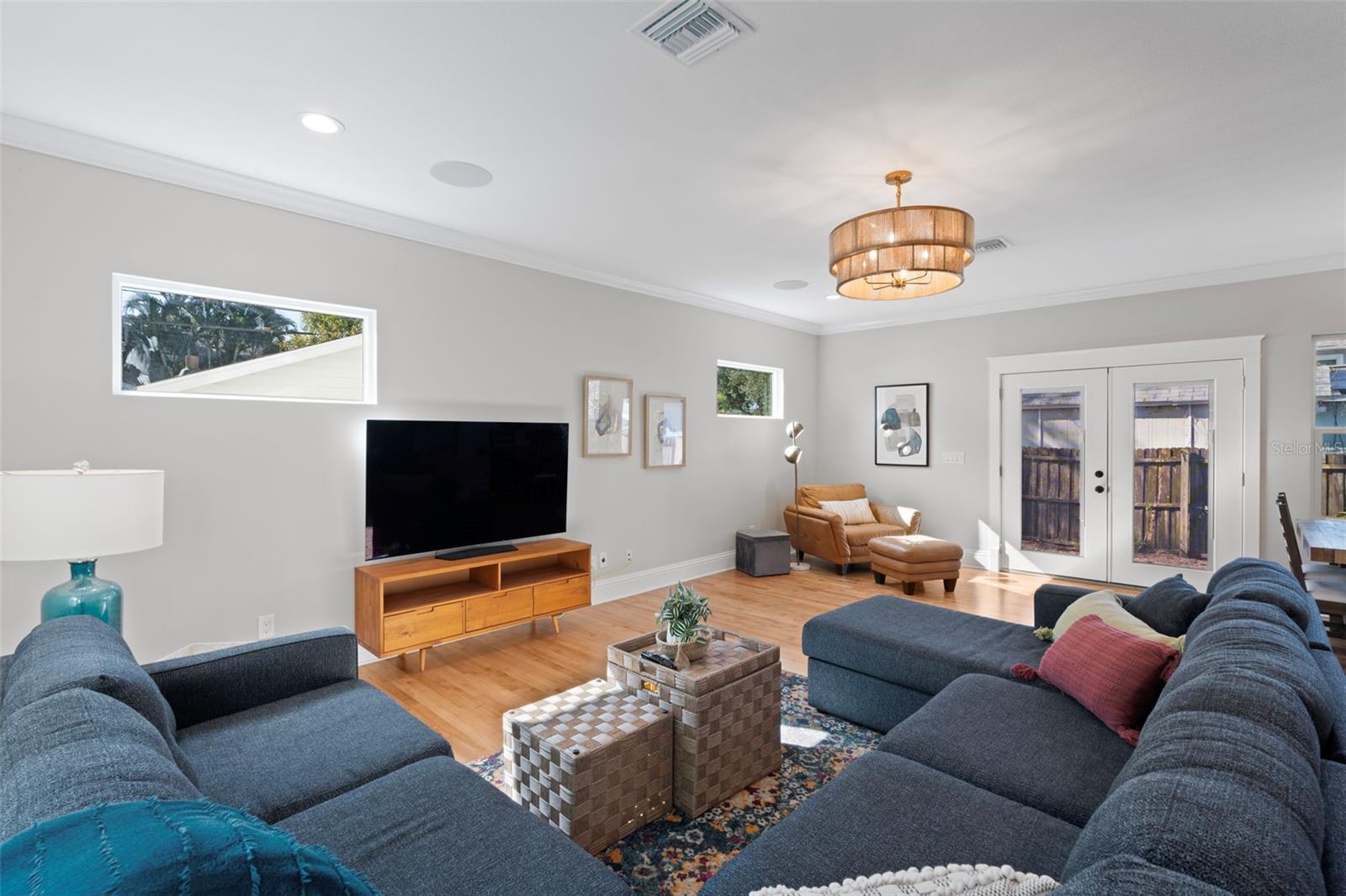 Image 24 of 43 For 840 25th Avenue N