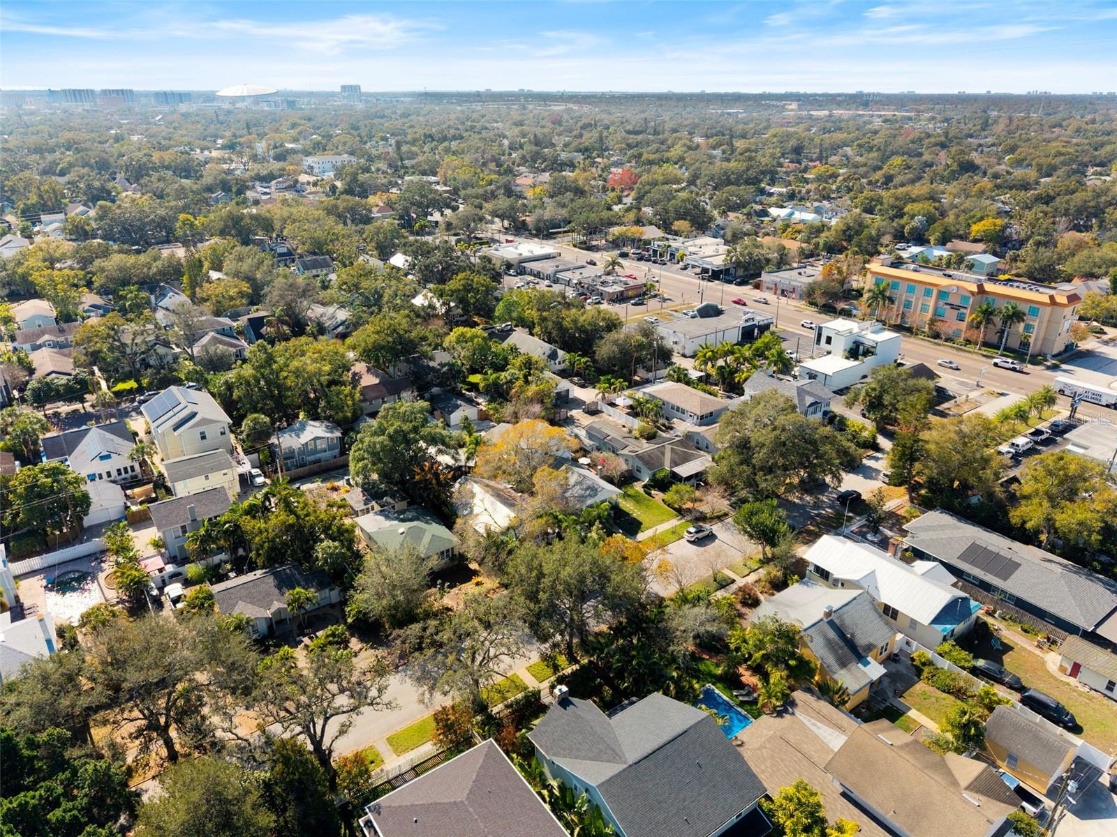 Image 40 of 43 For 840 25th Avenue N