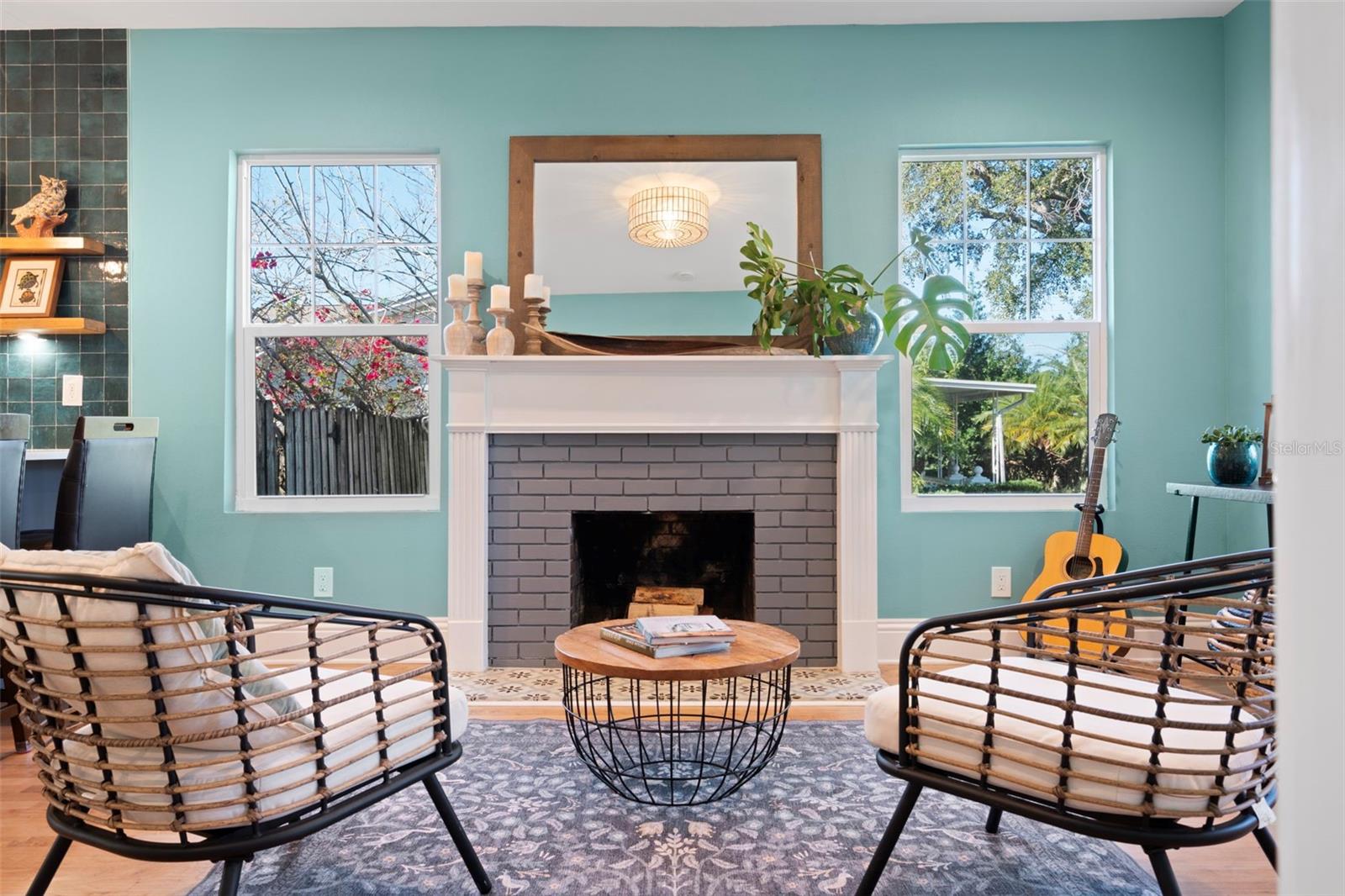 Image 9 of 43 For 840 25th Avenue N