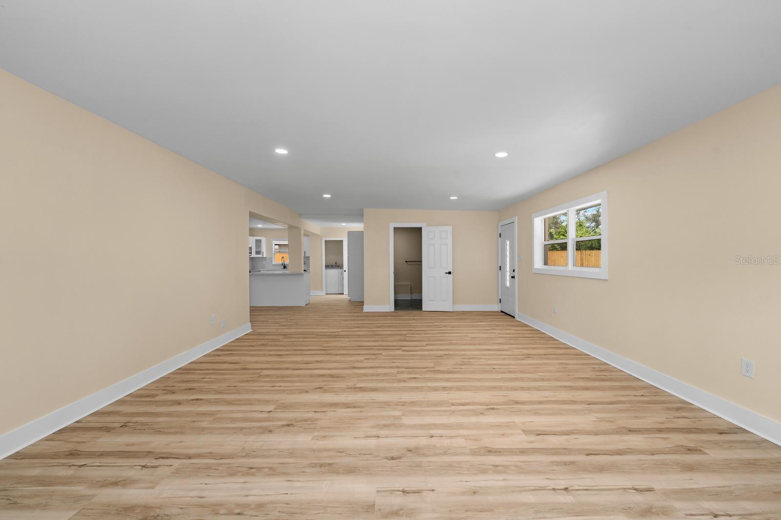 Image 21 of 36 For 10707 Rome Avenue