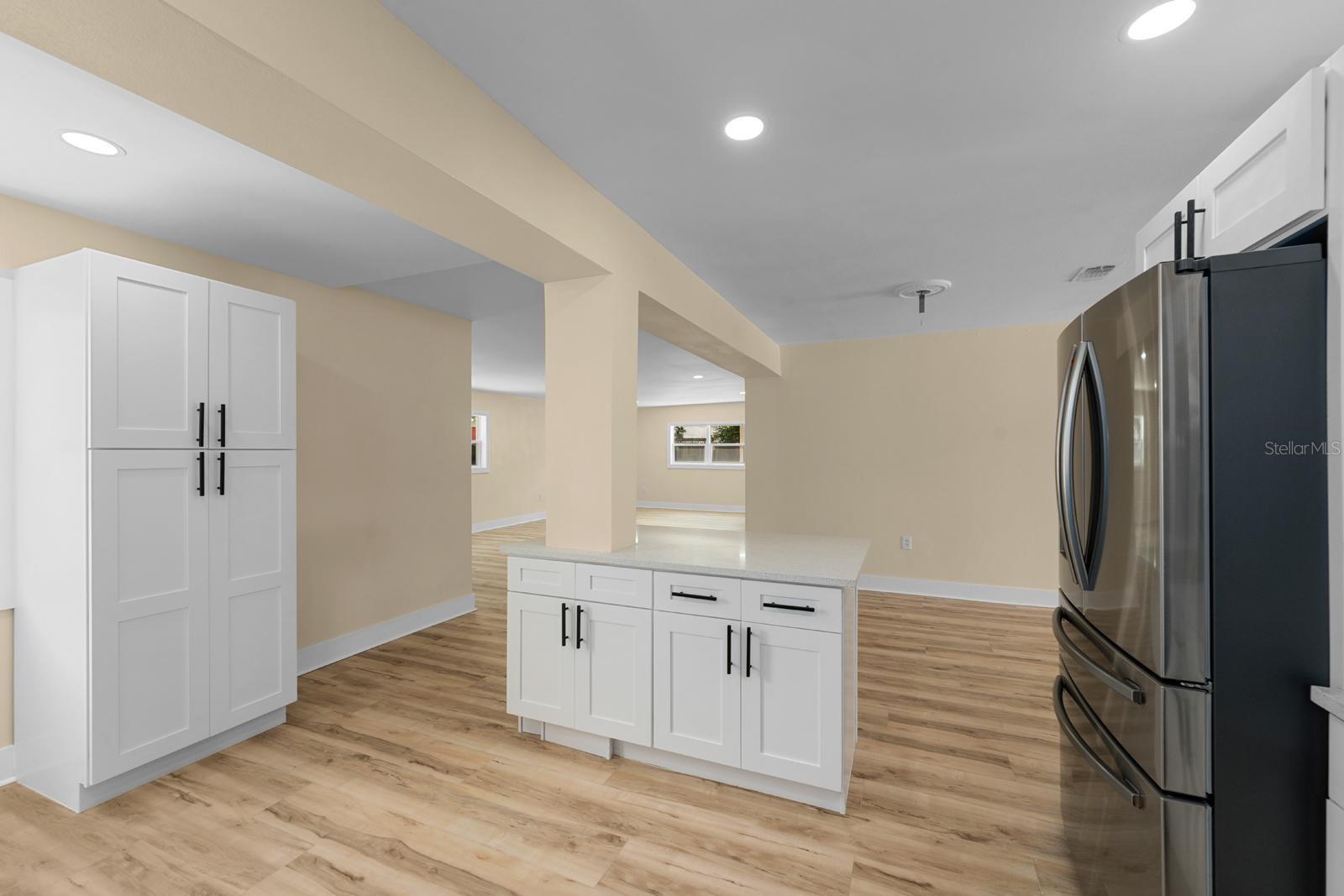 Image 29 of 36 For 10707 Rome Avenue