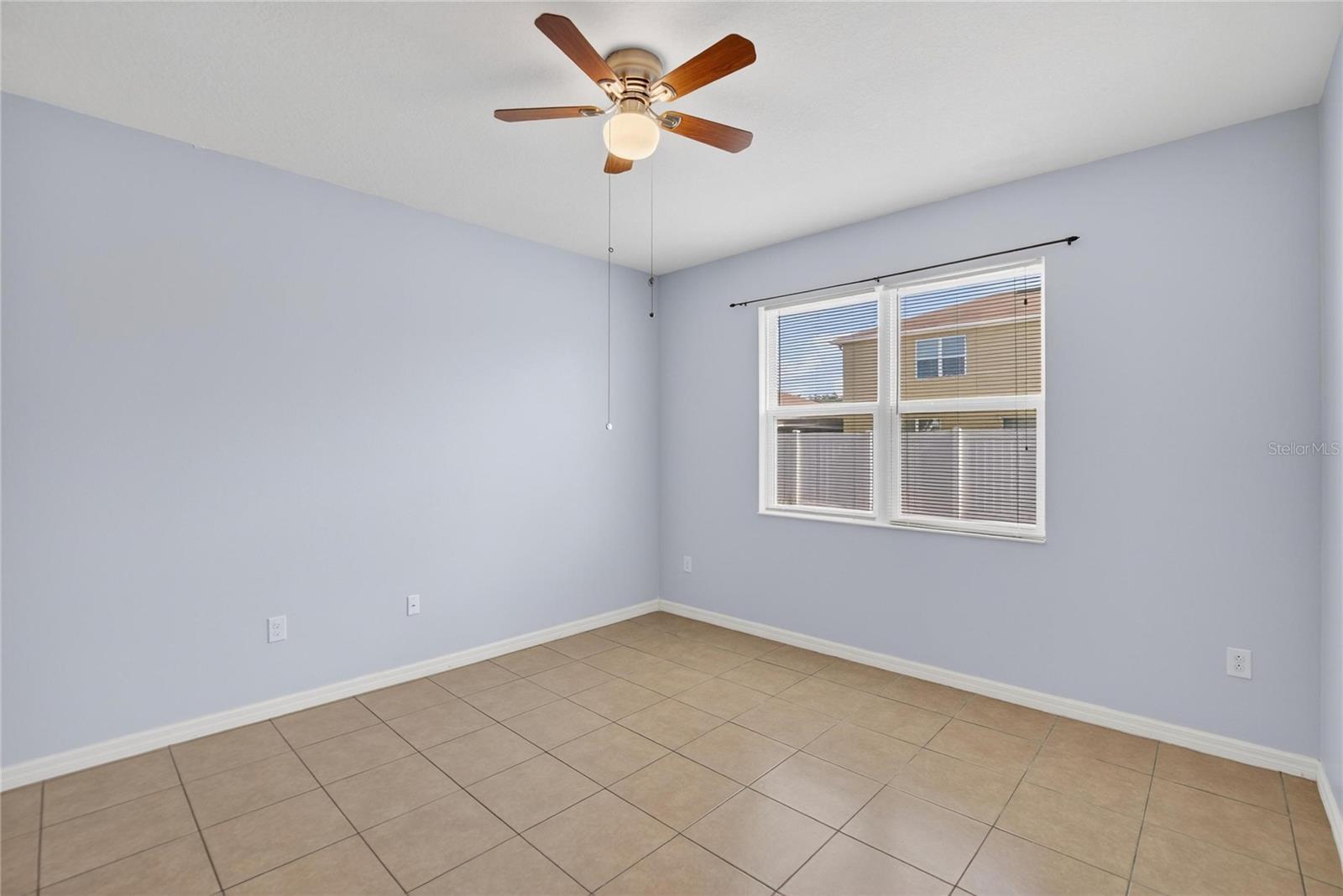 Image 18 of 48 For 11528 Southern Creek Drive