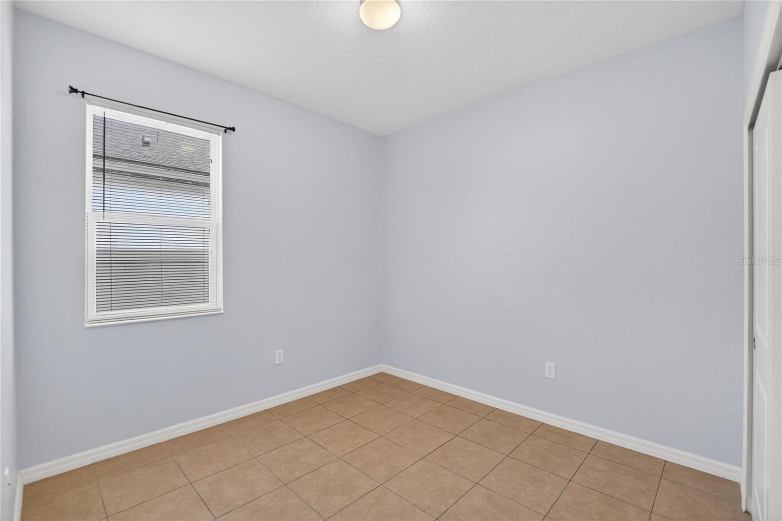 Image 31 of 48 For 11528 Southern Creek Drive