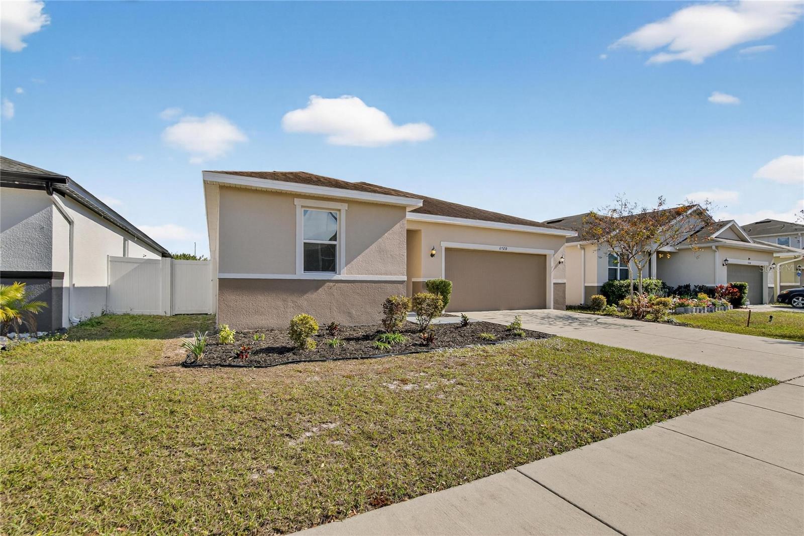 Image 35 of 48 For 11528 Southern Creek Drive