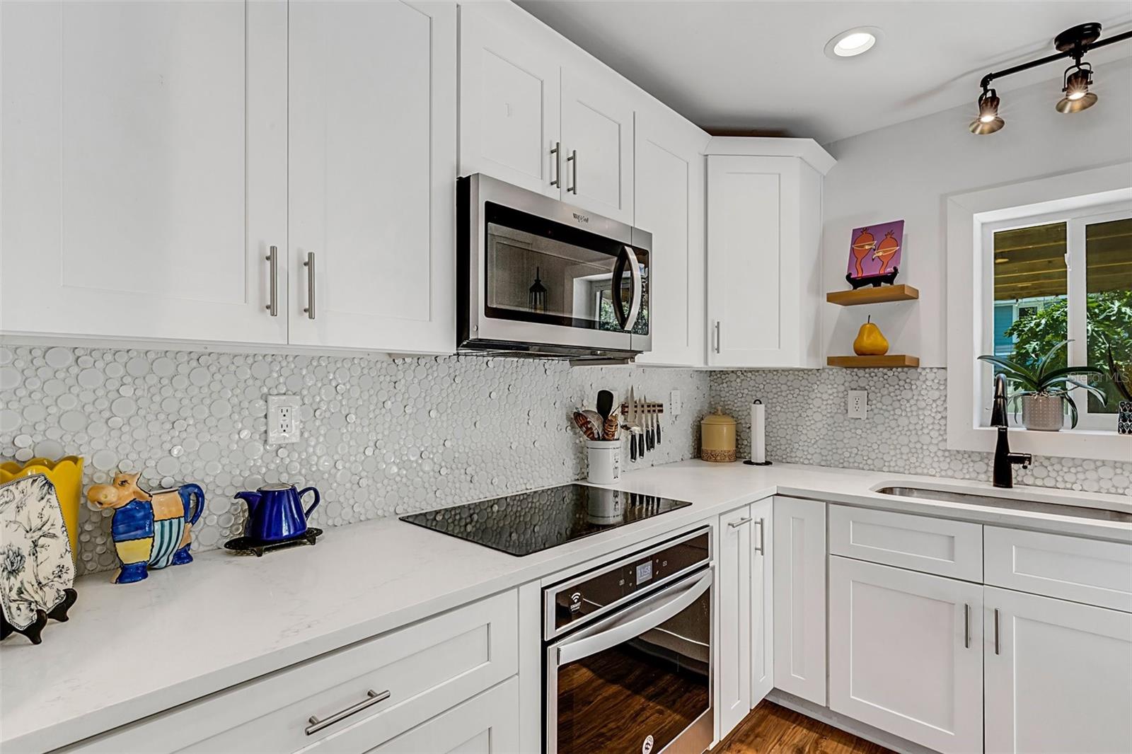 Listing photo id 1 for 3026 51st Street S