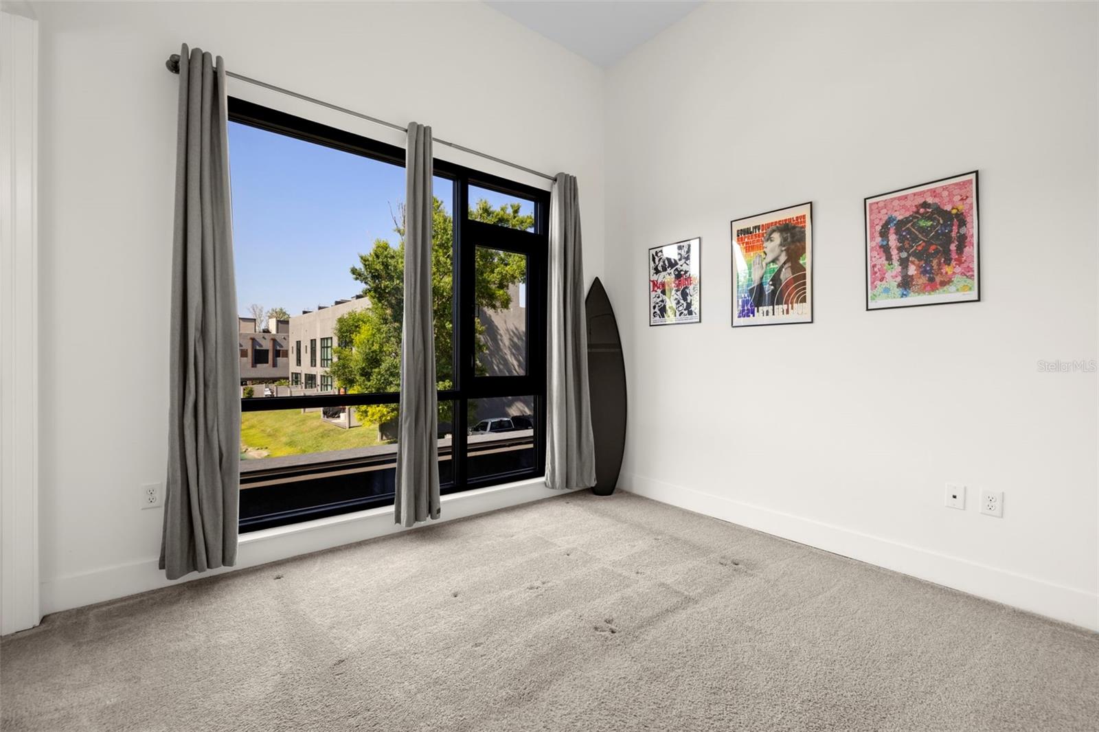 Listing photo id 19 for 4118 Gauge Line Loop