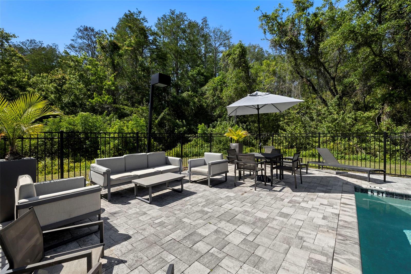 Listing photo id 29 for 4118 Gauge Line Loop