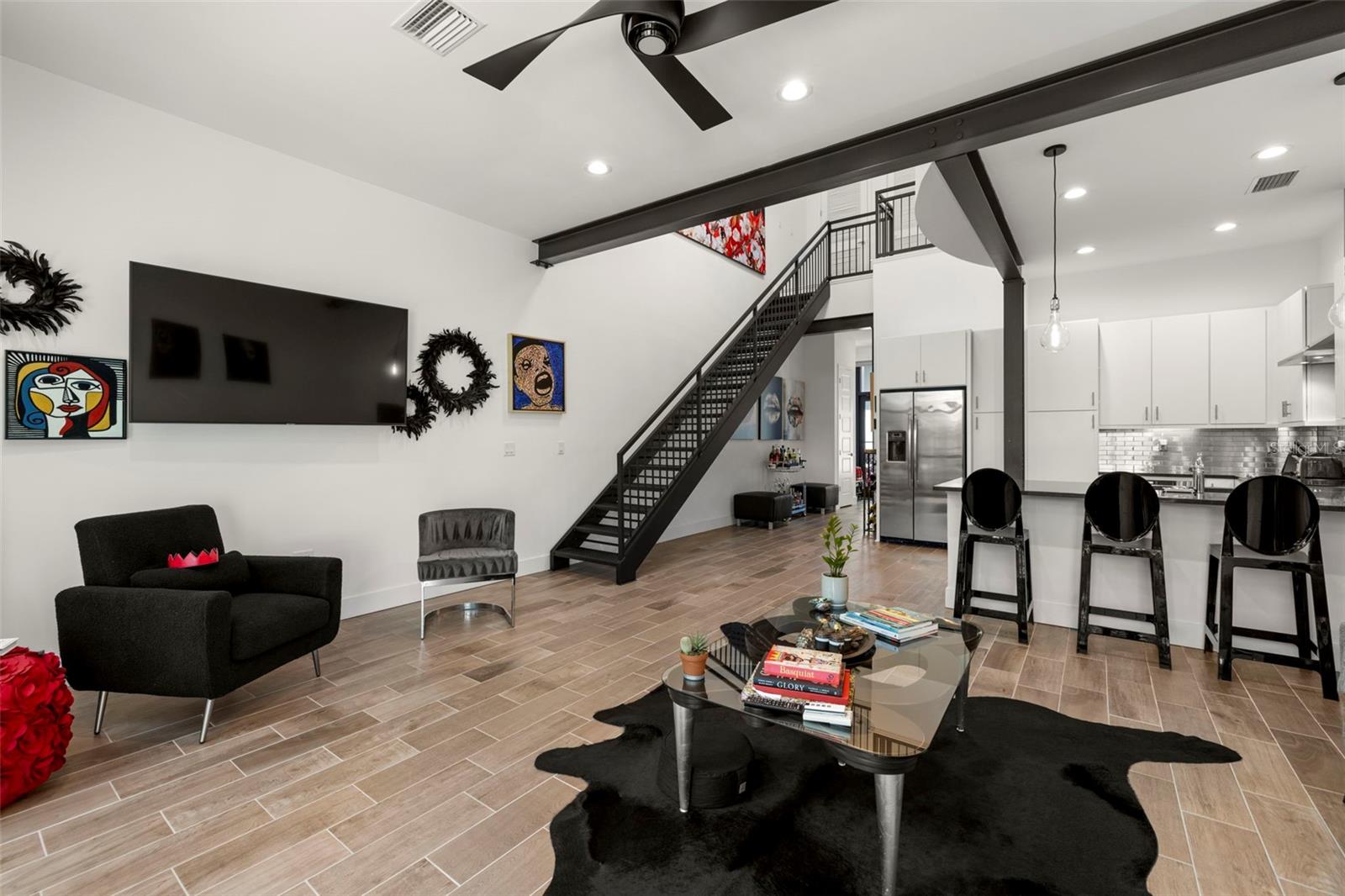 Listing photo id 4 for 4118 Gauge Line Loop