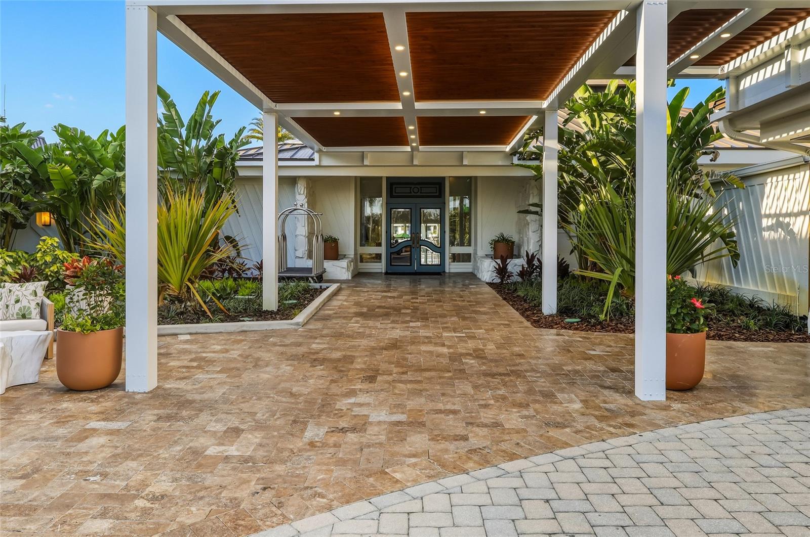 Image 22 of 29 For 5475 Saddlebrook Way