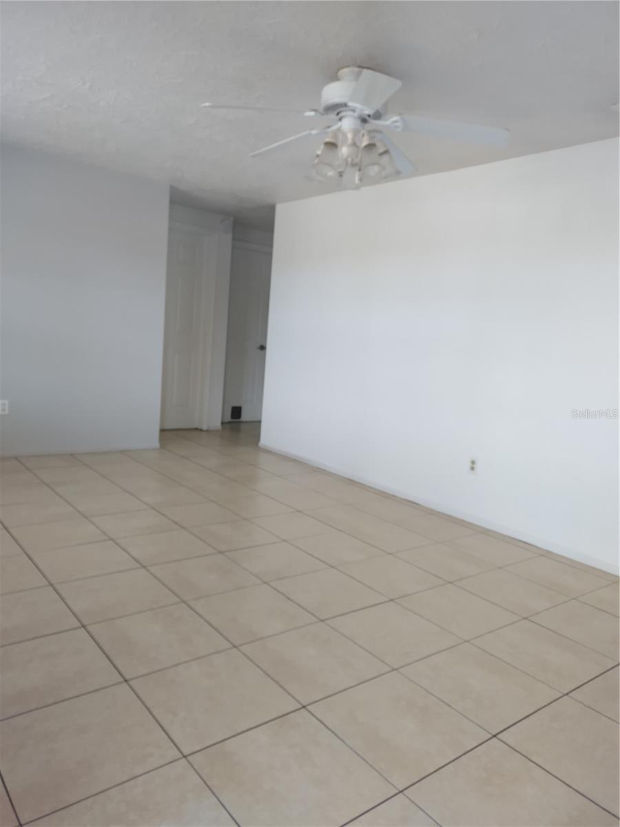 Image 3 of 10 For 5112 Janice Lane