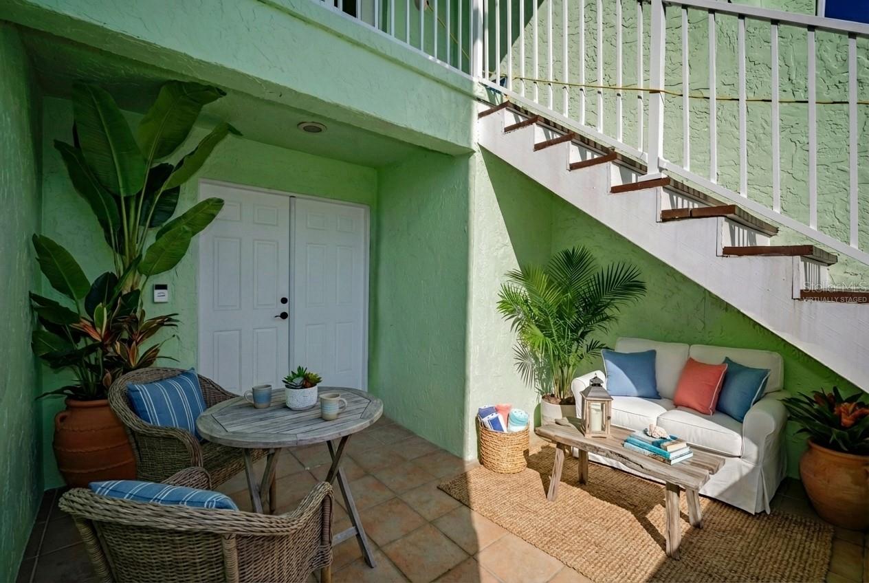 Listing photo id 18 for 1 Windrush Boulevard 31