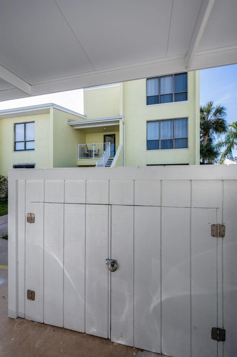 Listing photo id 52 for 1 Windrush Boulevard 31